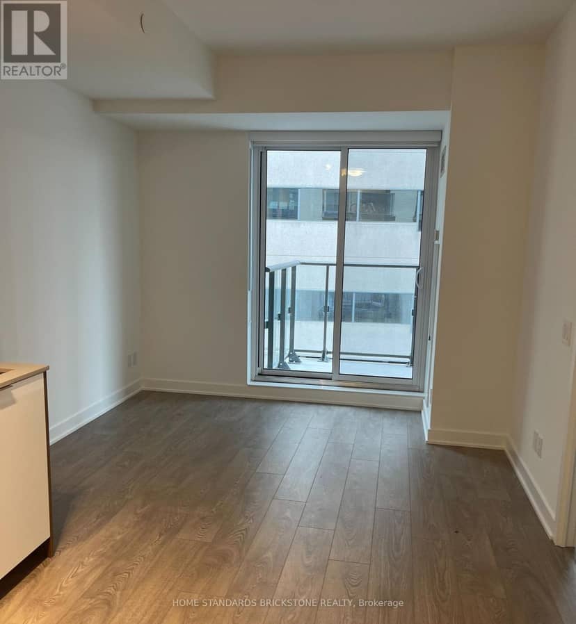 931 - 543 Richmond St W — photo 4 of 12