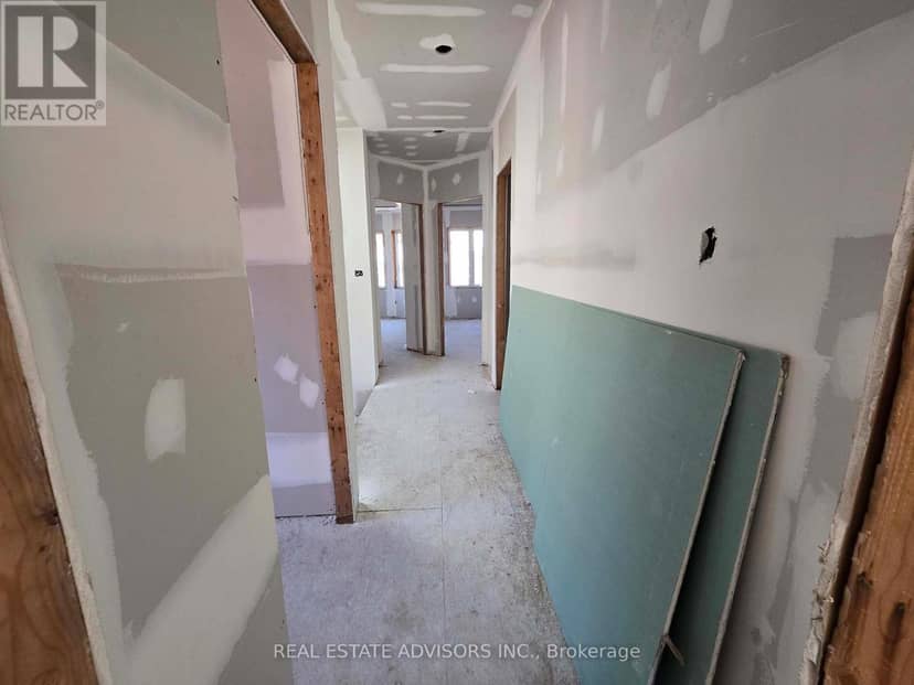 68B Laurel Avenue — photo 11 of 28