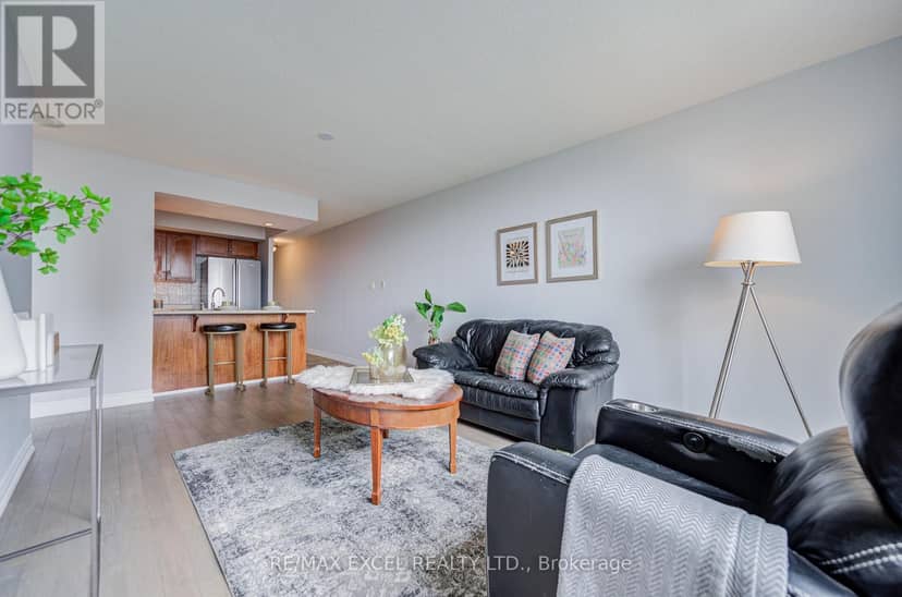 739 - 125 Omni Drive W — photo 18 of 40