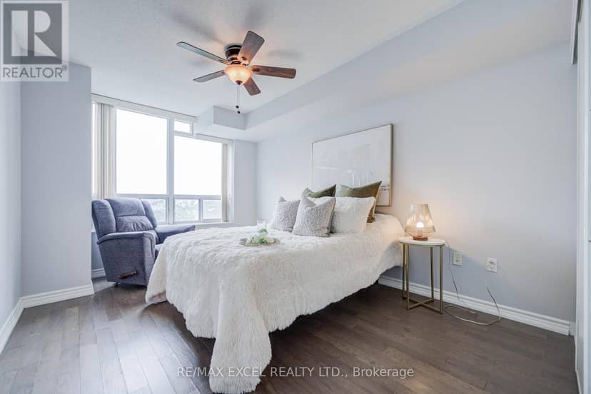 739 - 125 Omni Drive W — photo 20 of 40