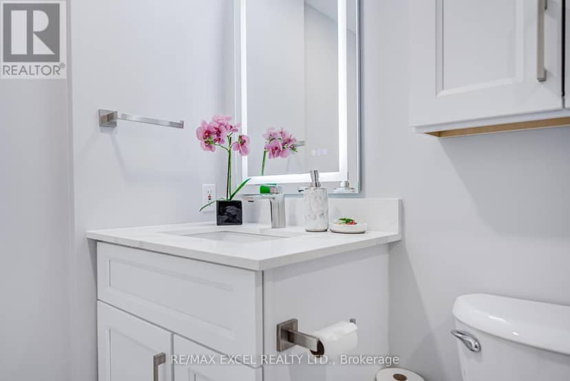 739 - 125 Omni Drive W — photo 27 of 40