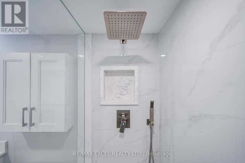739 - 125 Omni Drive W — photo 28 of 40