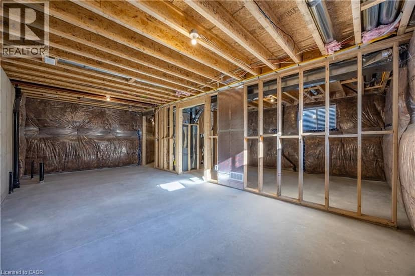 111 AMBER Street — photo 28 of 35