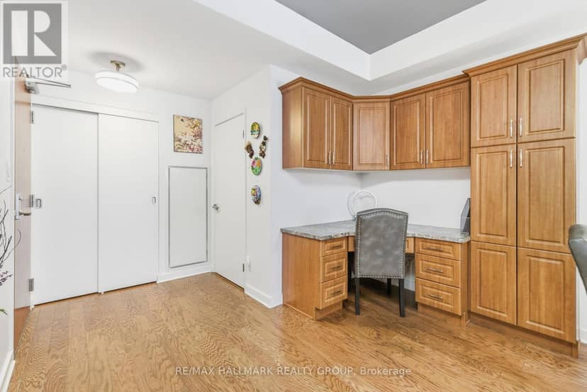 206 - 310 Centrum Boulevard — photo 18 of 38