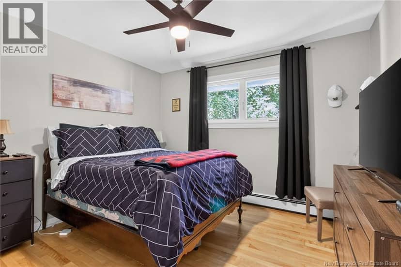 55 Lindsay Street — photo 13 of 32