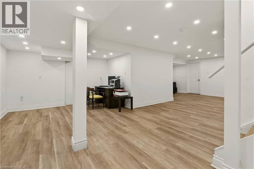 215 BURLOAK Drive — photo 38 of 40