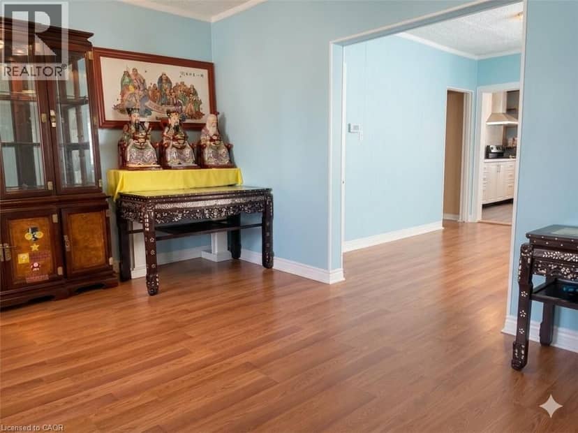 54 EDINBURGH Avenue — photo 11 of 20