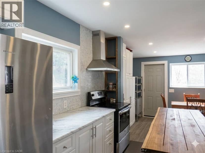 54 EDINBURGH Avenue — photo 7 of 20