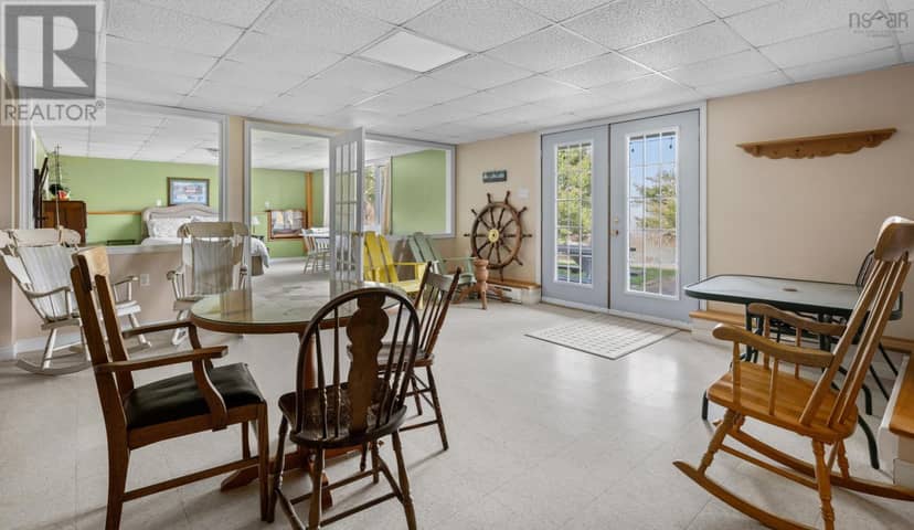 37 Orchard Heights — photo 33 of 40