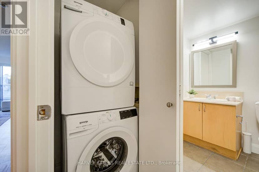504 - 2191 Yonge Street — photo 39 of 40
