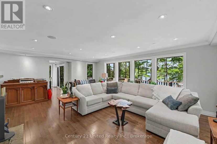 113 Sugarbush Crescent — photo 11 of 40