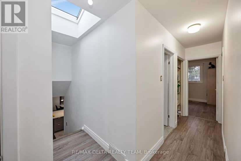 2350 Georgina Drive — photo 25 of 40