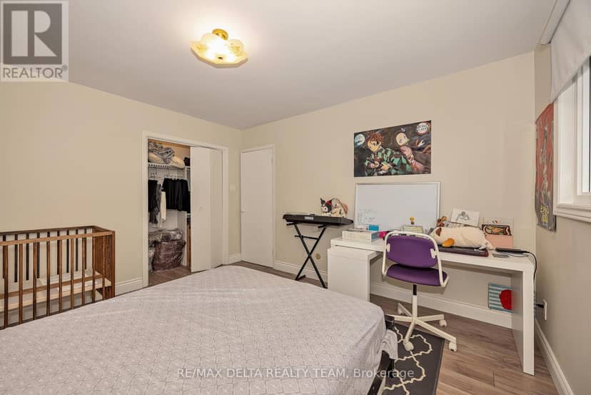 2350 Georgina Drive — photo 30 of 40