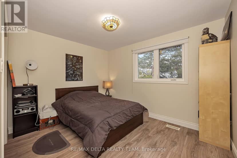 2350 Georgina Drive — photo 31 of 40