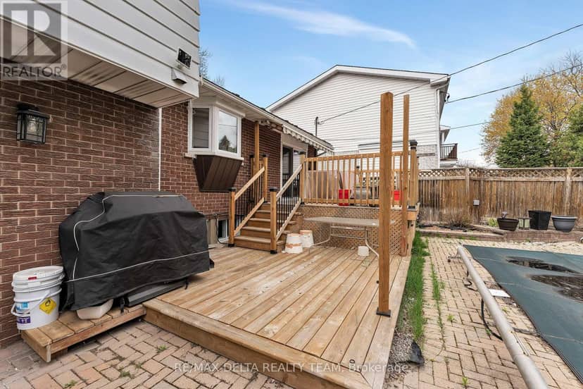 2350 Georgina Drive — photo 35 of 40