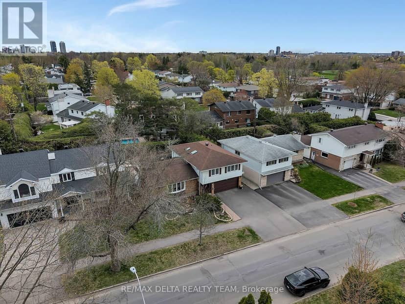 2350 Georgina Drive — photo 38 of 40