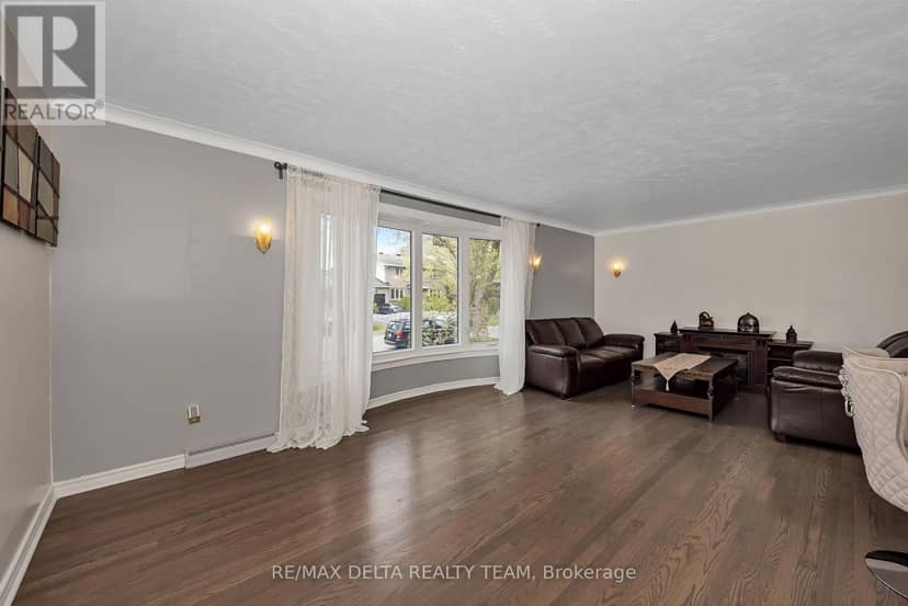 2350 Georgina Drive, Ottawa, photo 7