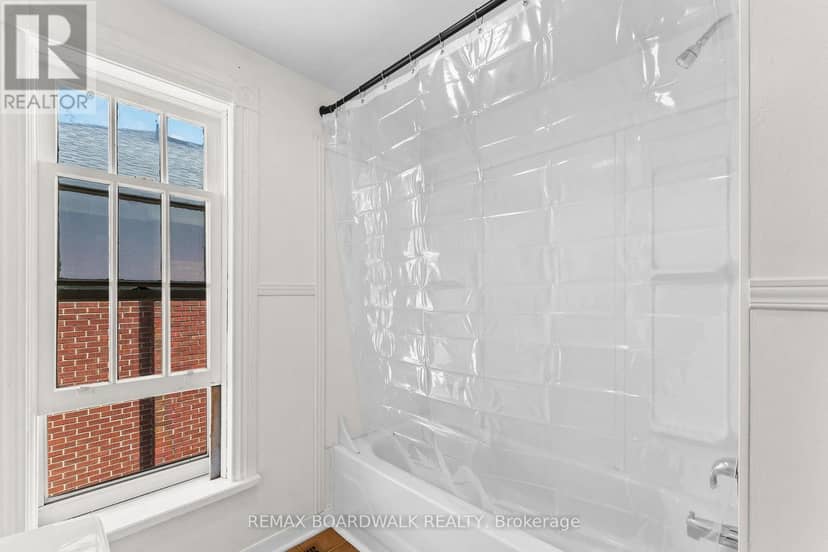 110-112-114 Clothier Street E — photo 21 of 40