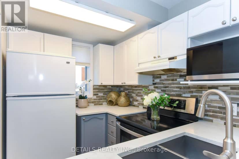 158 Forward Avenue — photo 10 of 39