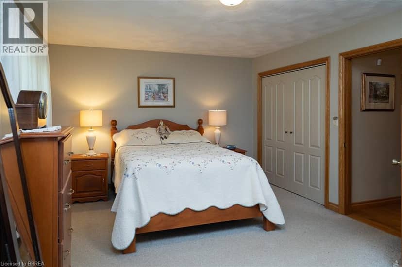 269 Brant County Road 22 — photo 37 of 40