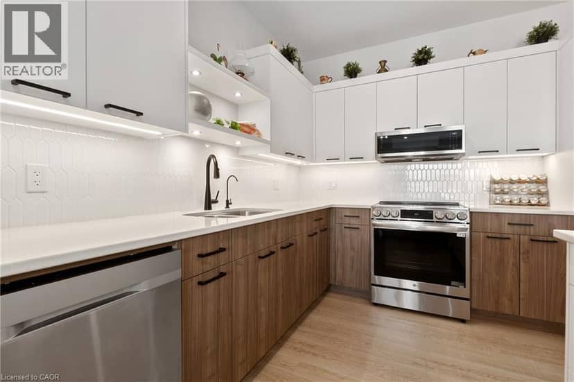 19 MARTIN Street — photo 2 of 23
