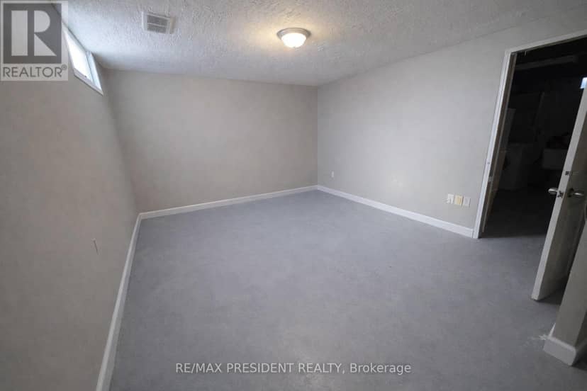 564 Brookhaven Crescent — photo 25 of 40