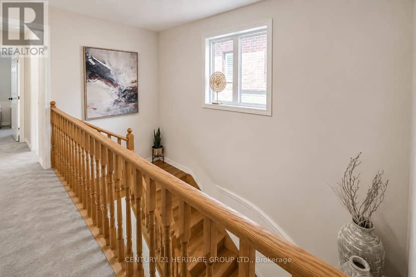 23 Crombie Street — photo 14 of 29