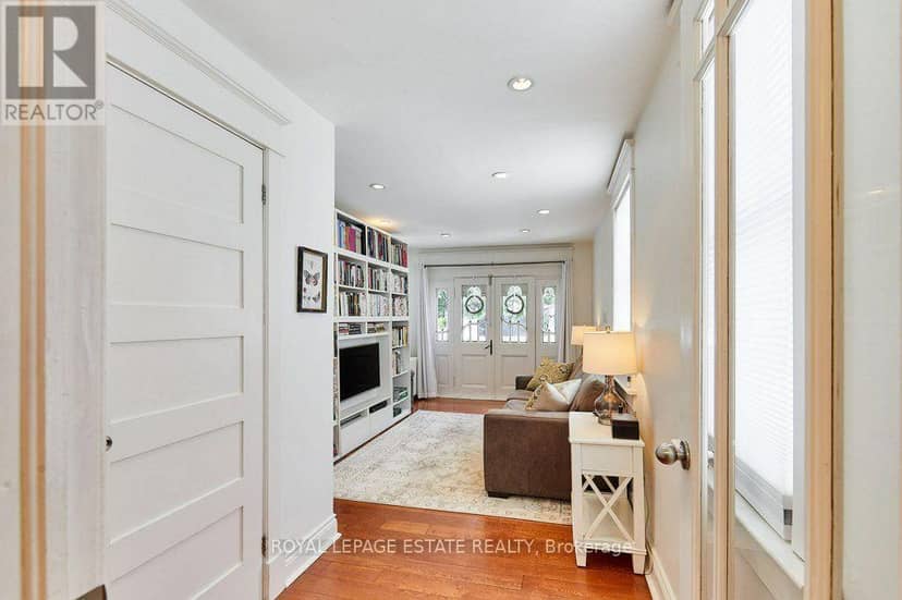 57 Silver Birch Avenue — photo 24 of 40