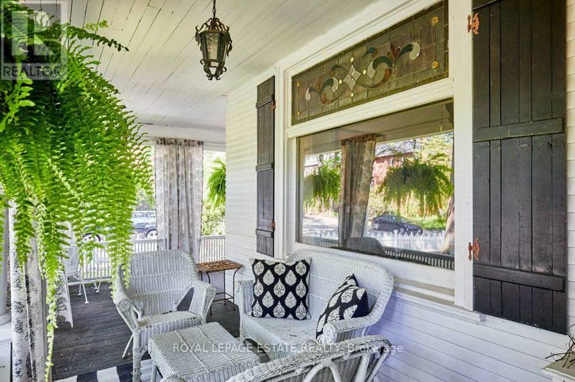 57 Silver Birch Avenue — photo 7 of 40