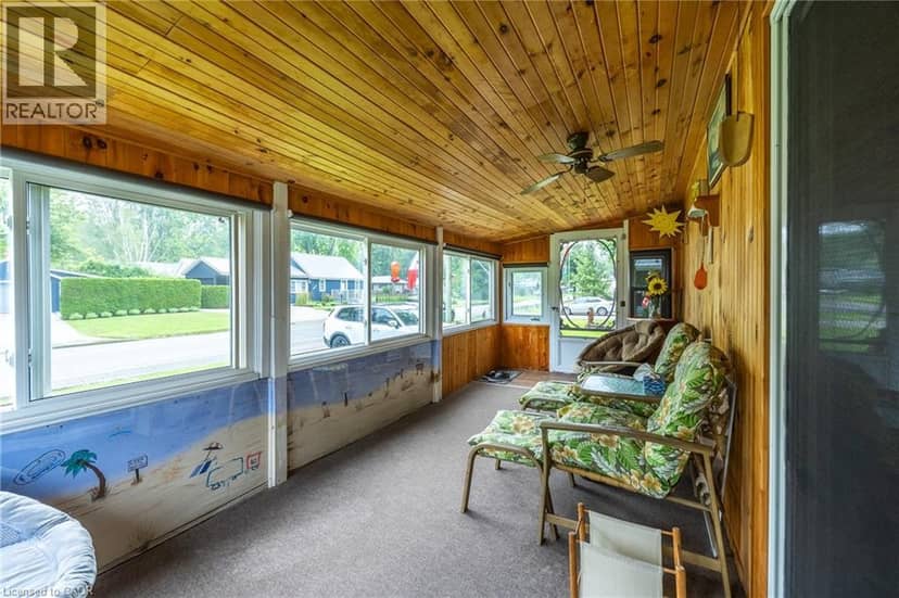 306 CEDAR Drive — photo 11 of 33