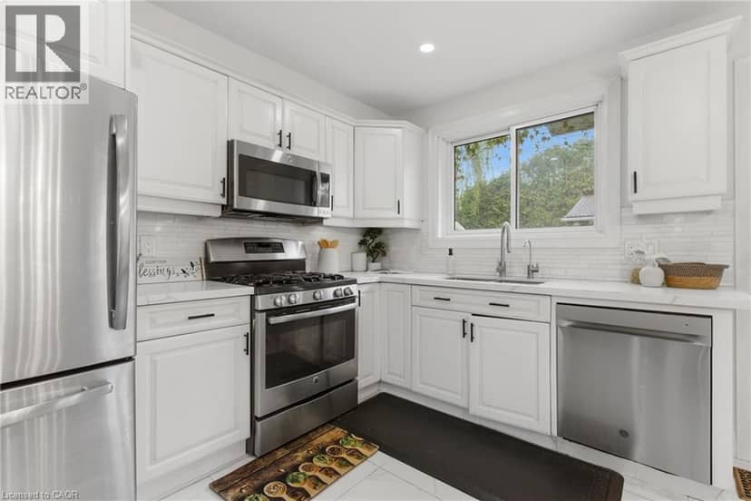 197 BURBANK Street — photo 8 of 33