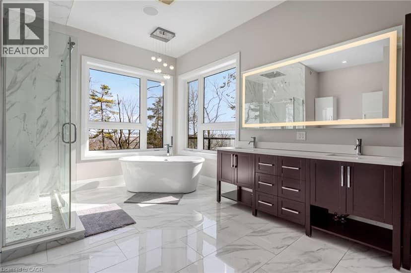 111 GRAND RIDGE Drive — photo 30 of 40