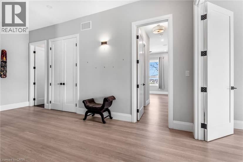 111 GRAND RIDGE Drive — photo 33 of 40