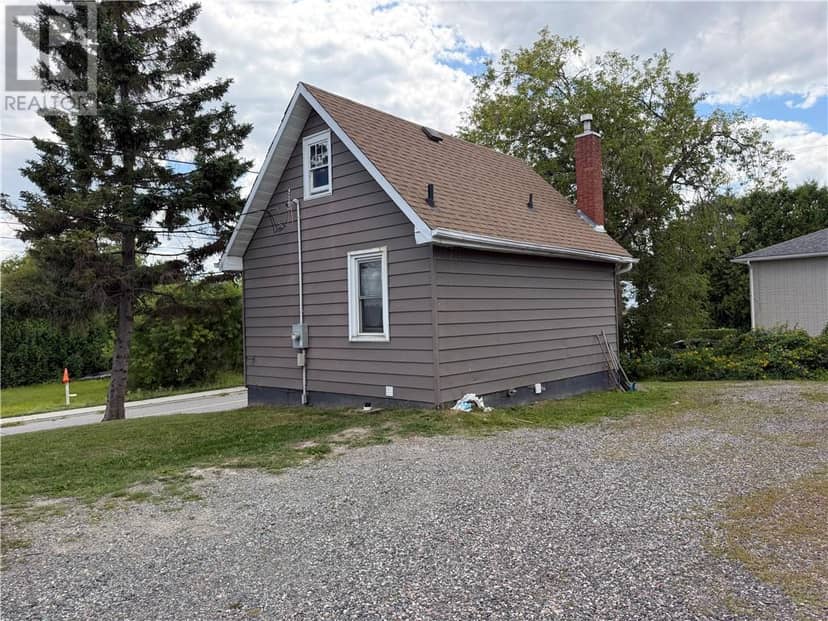 231 Whittaker & 408 Isabel — photo 15 of 34
