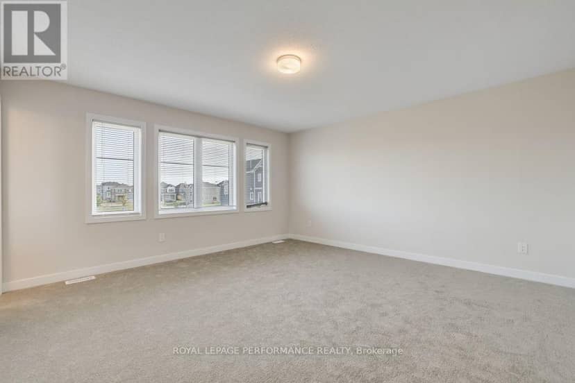 119 Hackamore Crescent — photo 19 of 40