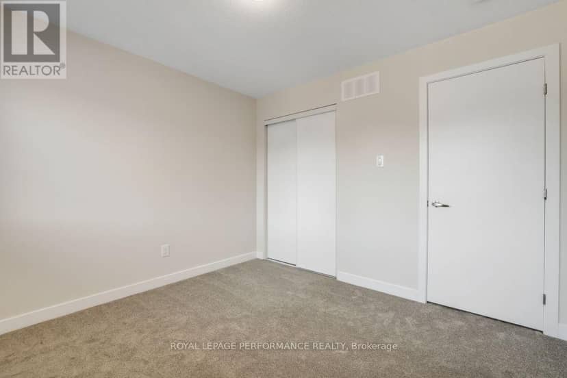 119 Hackamore Crescent — photo 27 of 40