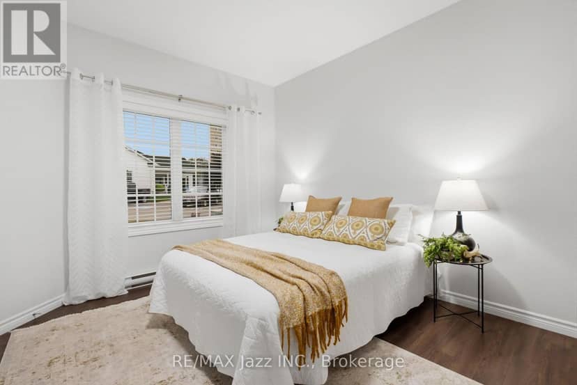3001 - 300 Croft Street — photo 30 of 40