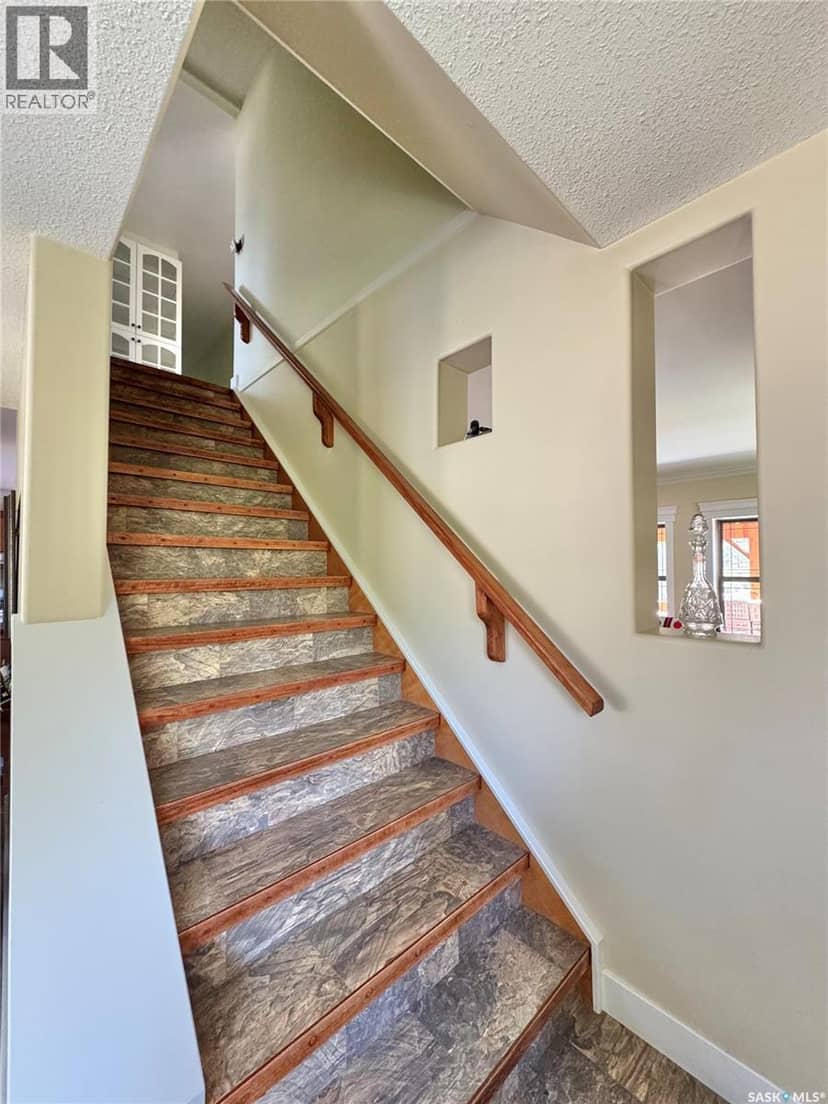21 Fairway DRIVE — photo 21 of 40