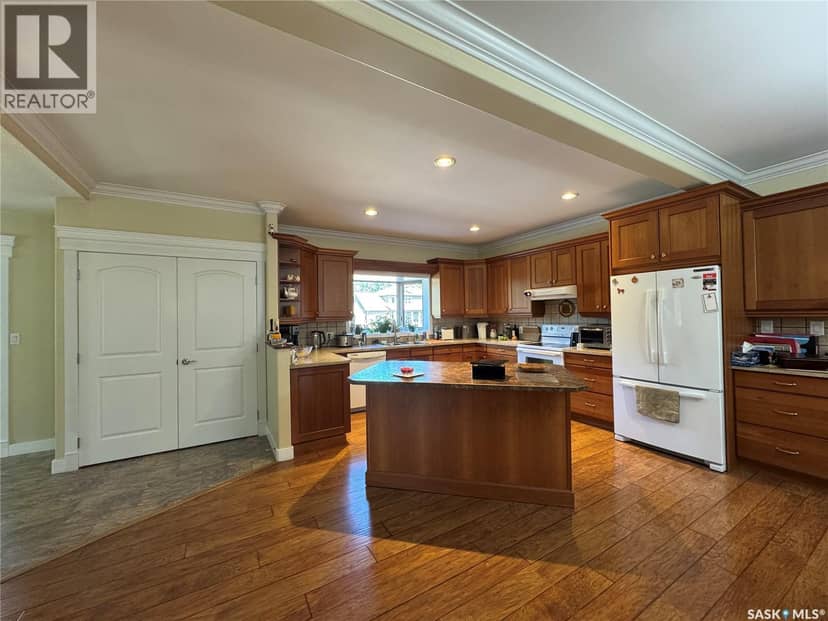 21 Fairway DRIVE — photo 11 of 40