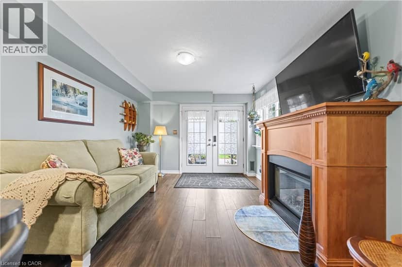 35 MOUNTFORD Drive Unit# 124 — photo 4 of 40