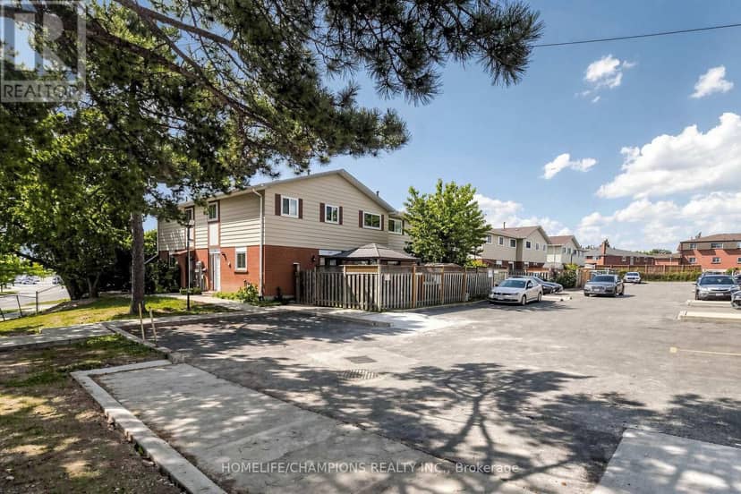 18 - 18 San Vito Way, Toronto