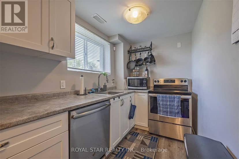 181 Wilson Street — photo 24 of 26