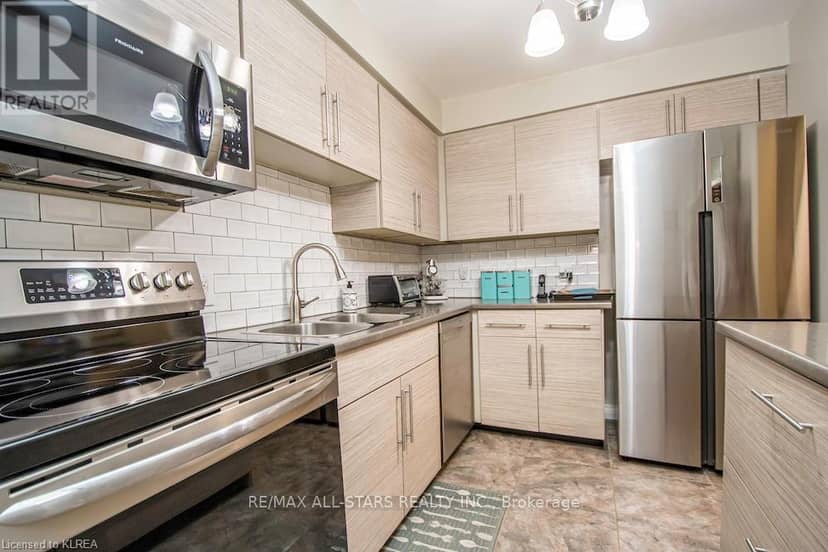 501 - 200 East Street S, Kawartha Lakes, photo 6