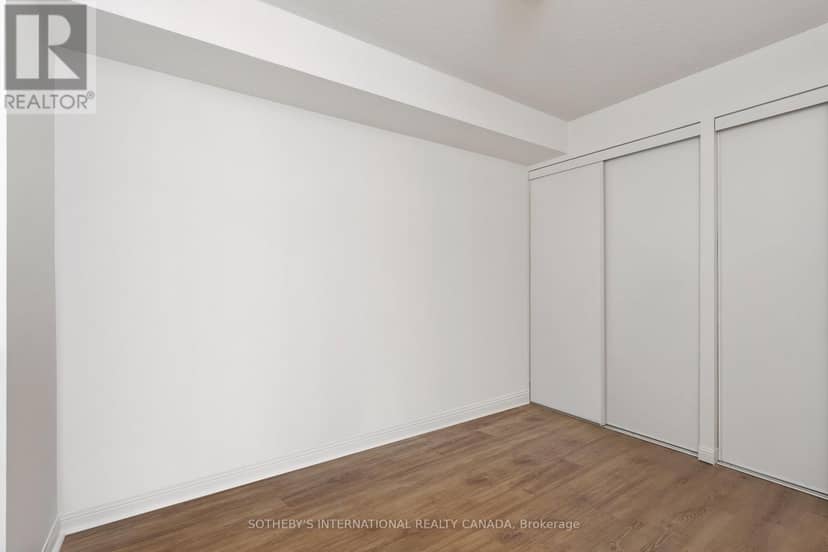 408 - 311 Richmond Street — photo 16 of 31