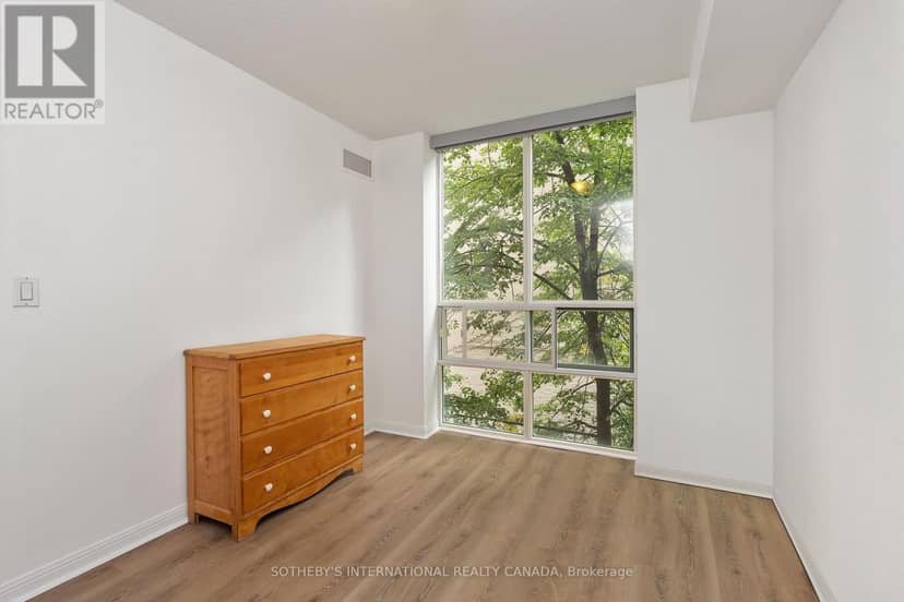 408 - 311 Richmond Street — photo 15 of 31