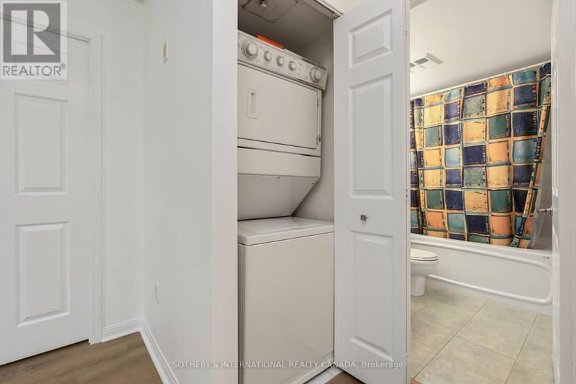 408 - 311 Richmond Street — photo 12 of 31