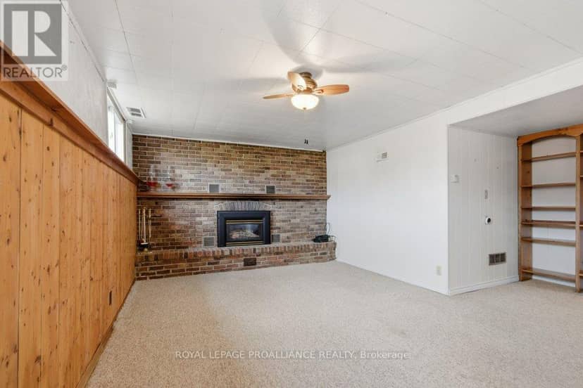4 O'Neil Crescent — photo 19 of 31