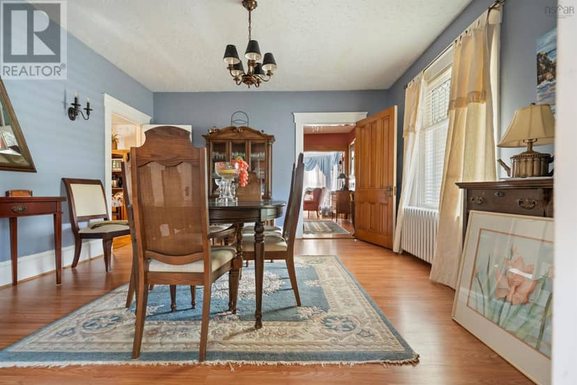 159 Almont Avenue — photo 18 of 40