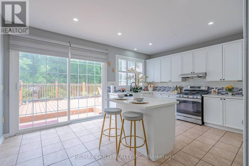 141 Whitwell Drive — photo 13 of 40