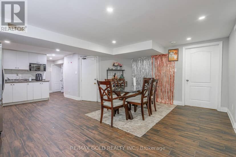 141 Whitwell Drive — photo 31 of 40